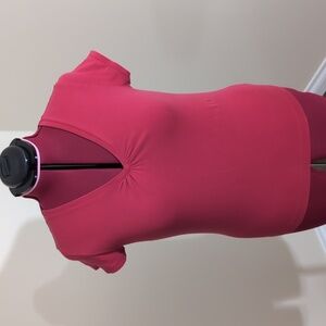 💵2/$10Bundle and Save💵Chico's| Red V-neck Short Sleeved T-shirt Cotton Spandex